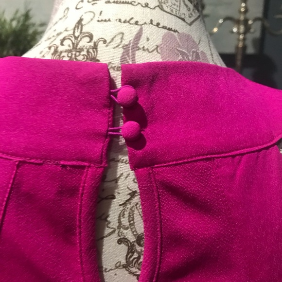 Pink top - Picture 2 of 4